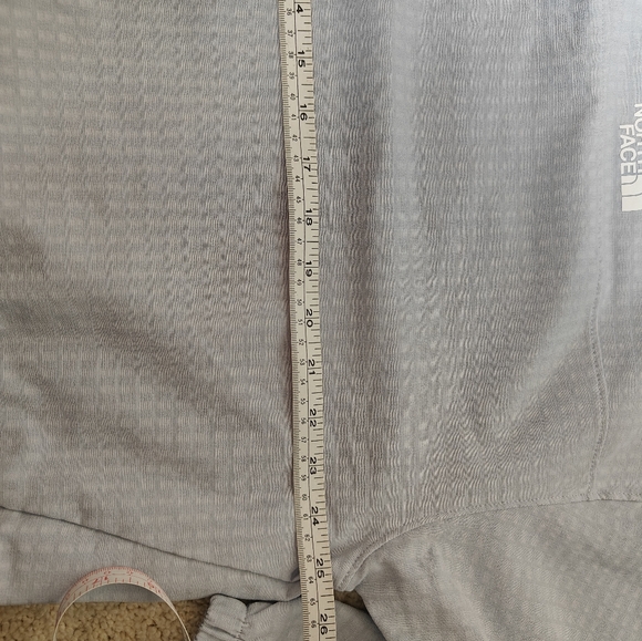 The North Face Light Blue Pullover Jacket - Picture 8 of 10